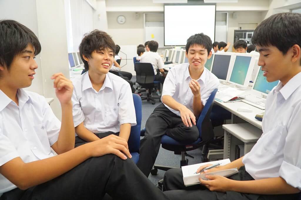 東京都市大学付属高校 2B 『人間ドキュメンタリー』 東京都市大学付属高校 2B 『人間ドキュメンタリー』